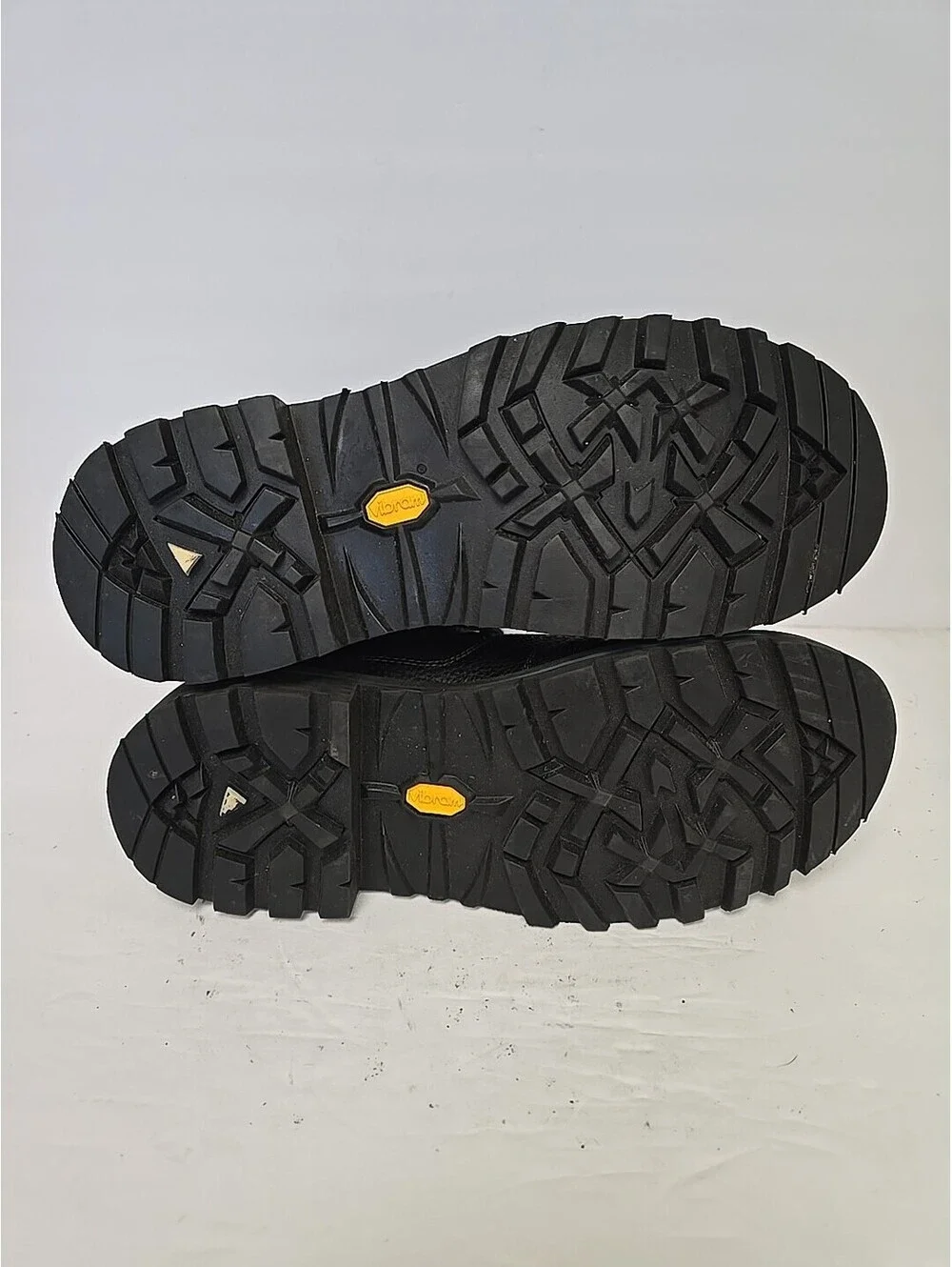 DAKOTA Men's 8